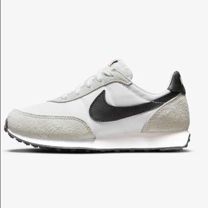 Nike waffle trainer size 3.5 Y pre-worn